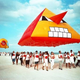 Illustration for article titled Alien Balloon Creatures Invade Miami Beach